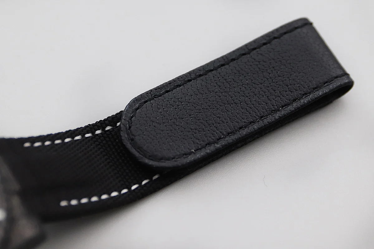 DIW Submariner All Carbon Black