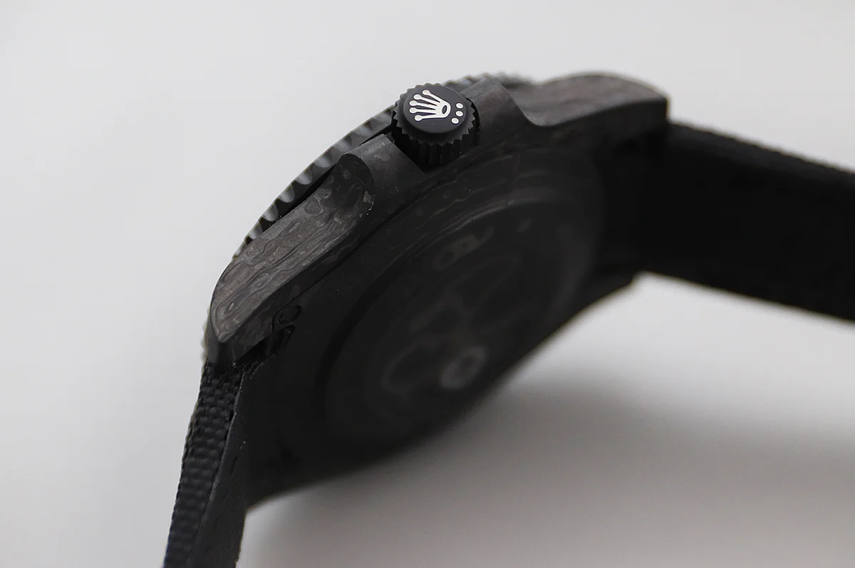 DIW Submariner Carbon Blue