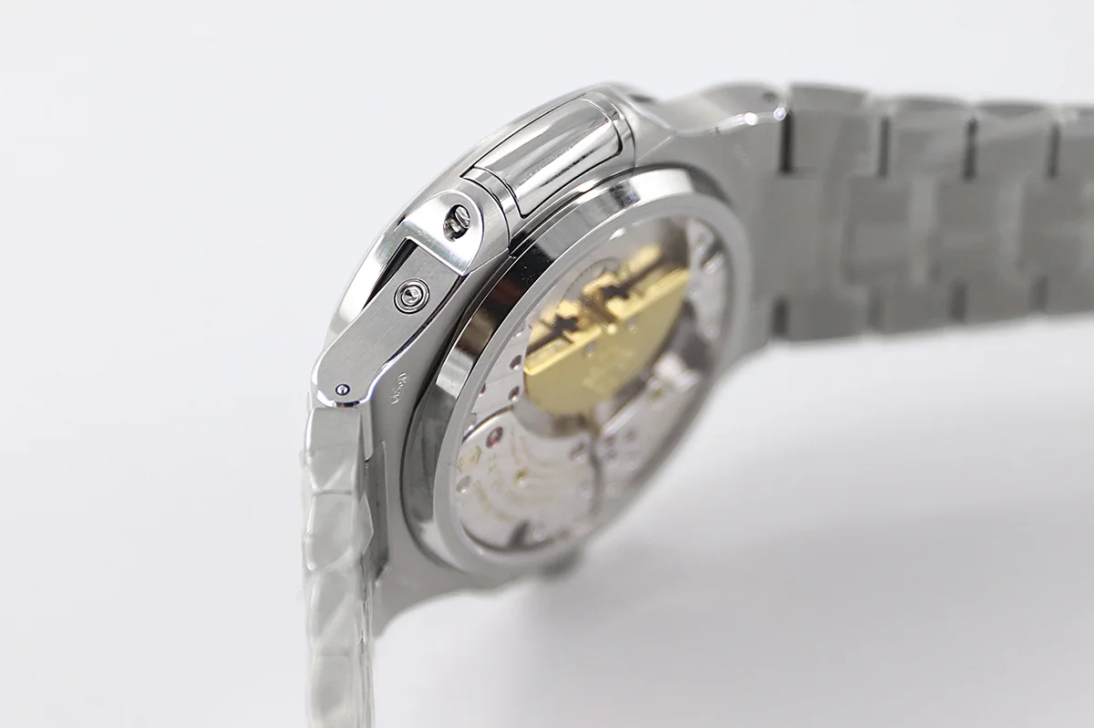 Nautilus 5740 Blue Dial with Diamond Bezel in Steel