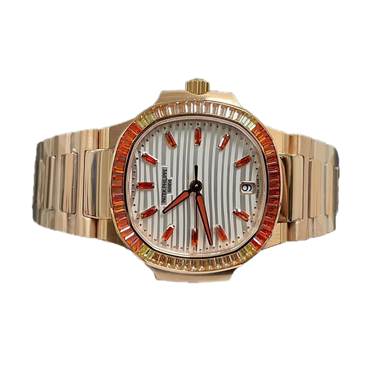 Nautilus 7118 White Dial with Diamond Markers in Rose Gold