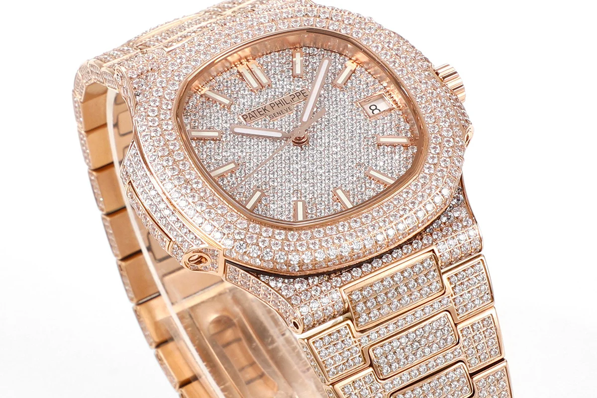 Nautilus Jumbo 5711 Diamond Dial with Diamond Bezel with Paved Diamonds in Rose Gold