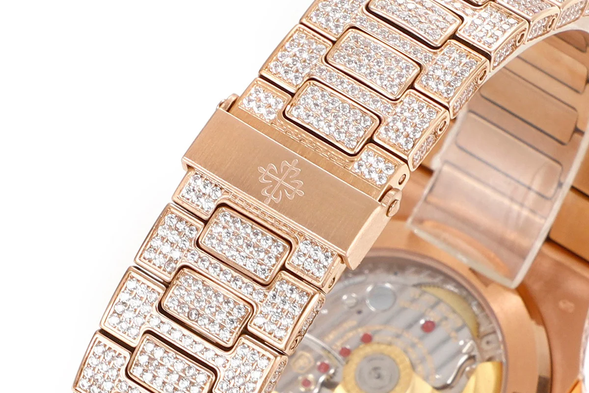 Nautilus Jumbo 5711 Diamond Dial with Diamond Bezel with Paved Diamonds in Rose Gold