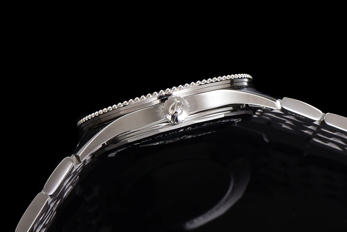 Navitimer Automatic 41 Black Dial in Steel on Bracelet Ref. A17326241B1A1