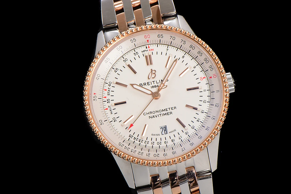 Navitimer Automatic 41 White Dial in Steel/Rose Gold on Bracelet