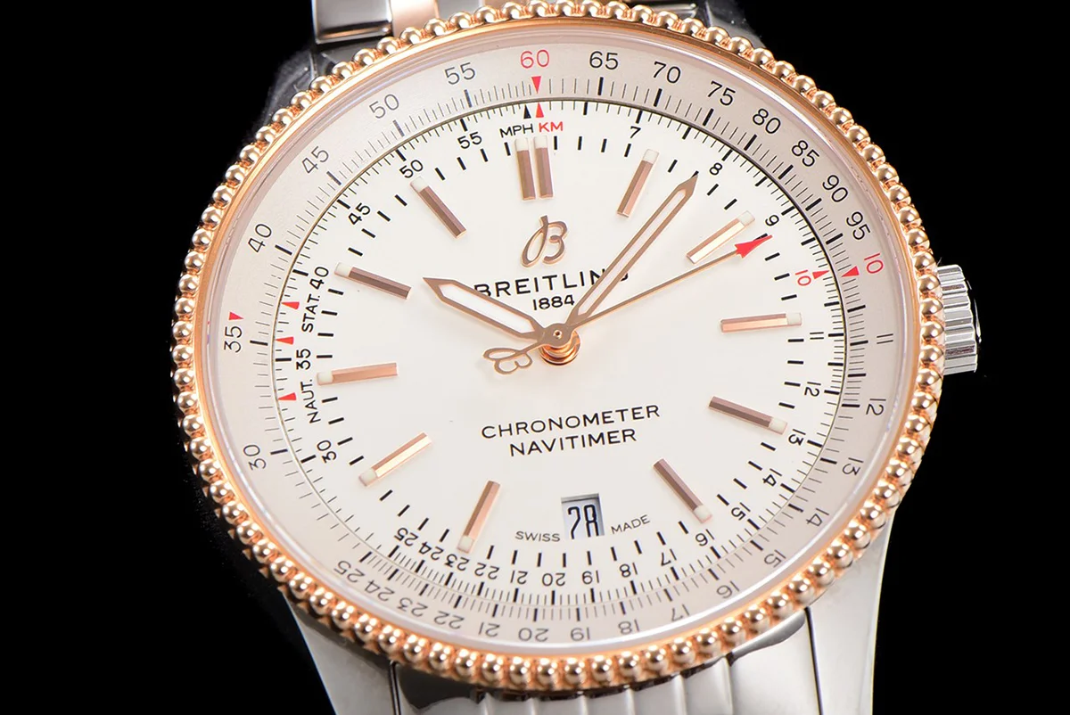 Navitimer Automatic 41 White Dial in Steel/Rose Gold on Bracelet
