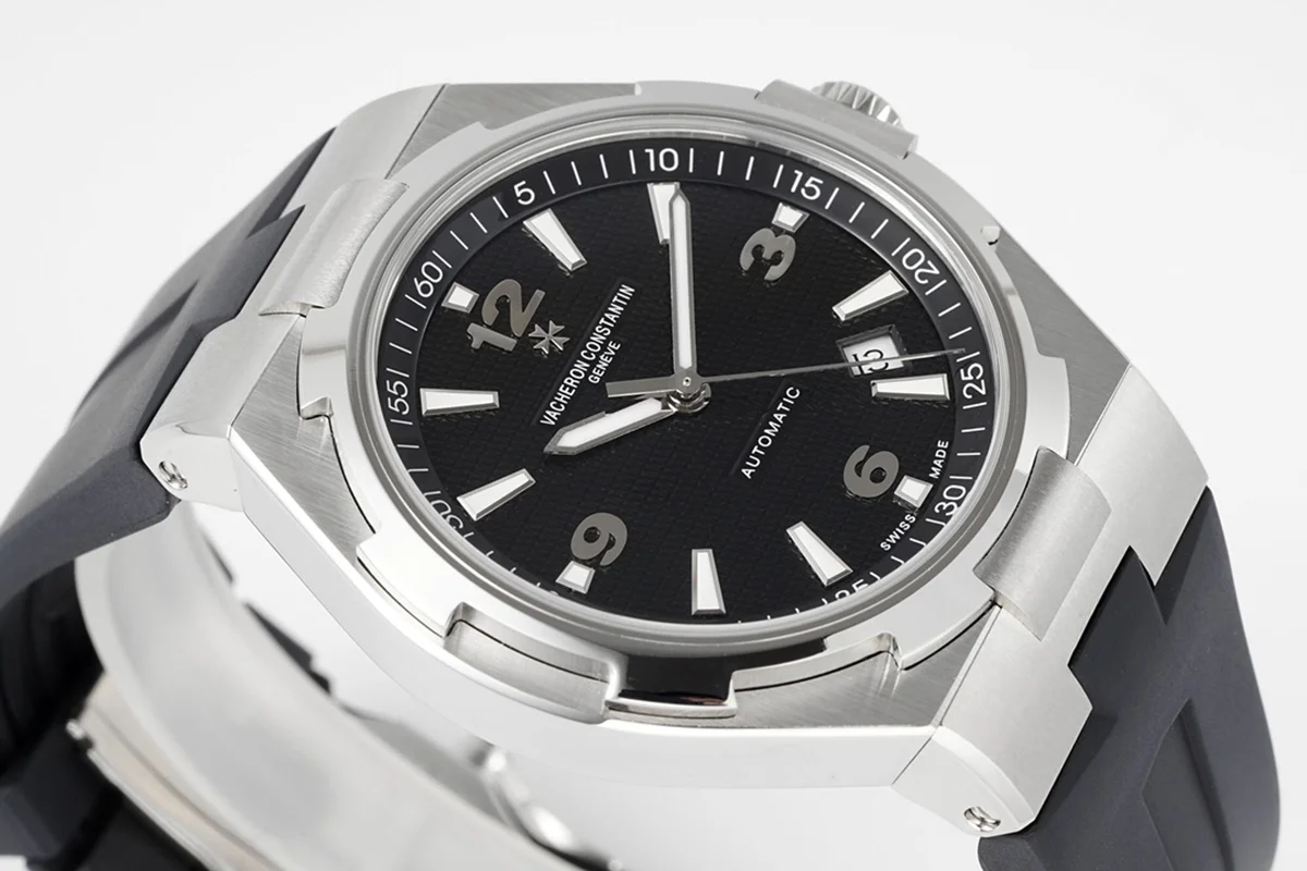 Overseas Automatic 47040 Black Dial in Steel on Rubber Strap