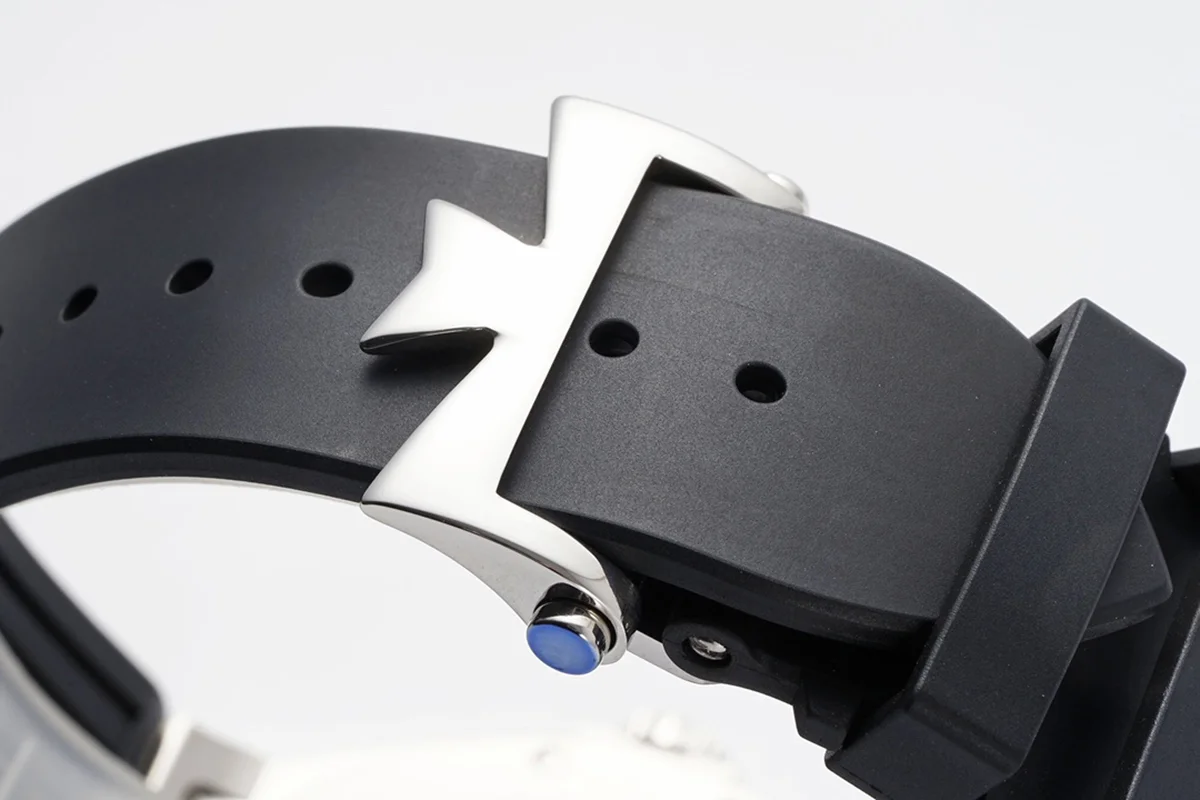 Overseas Automatic 47040 White Dial in Steel on Rubber Strap