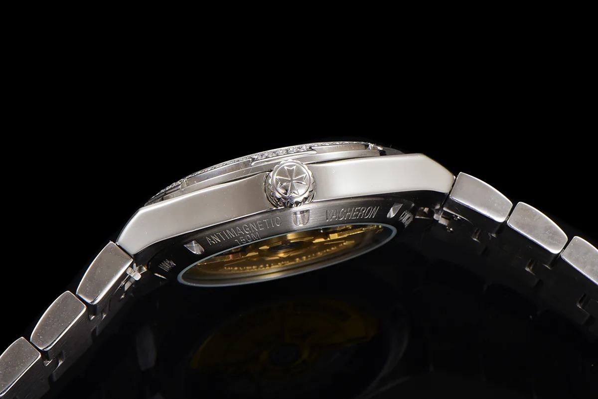 Overseas Black Dial Ref. 4205 35mm in Steel