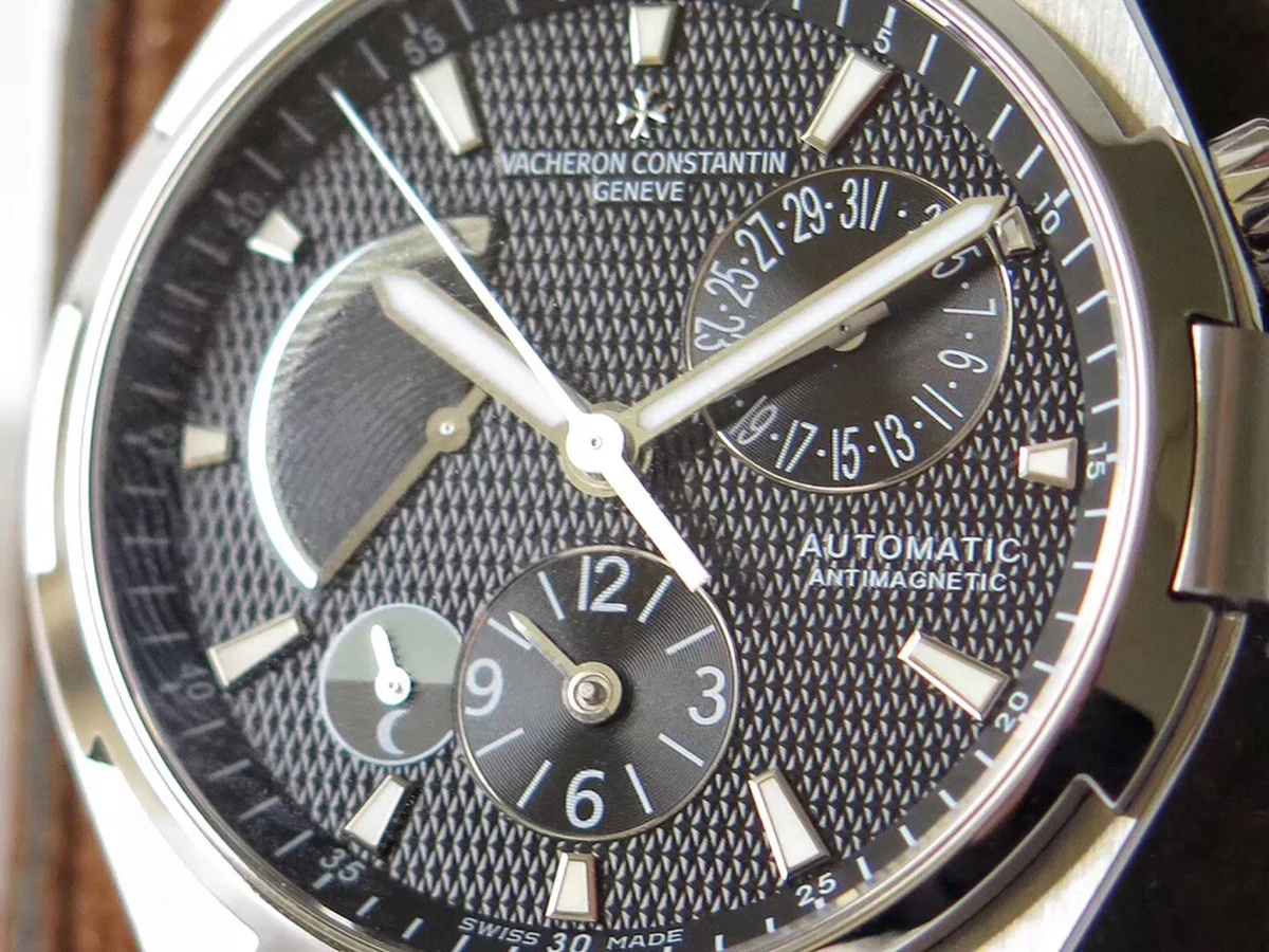 Overseas Dual Time Black Dial in Steel