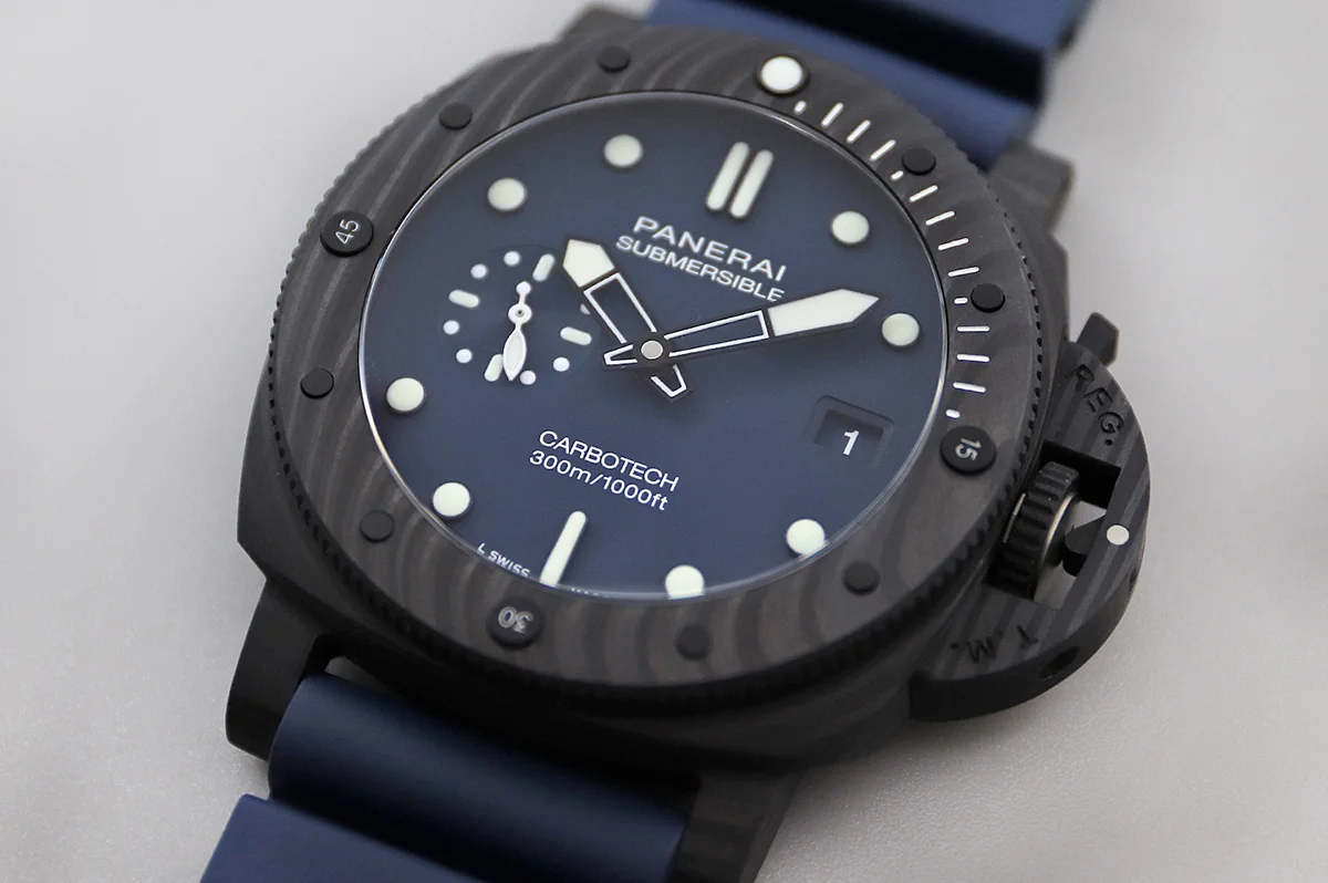 PAM1232 Submersible QuarantaQuattro Carbotech™ Blu Abisso 44mm
