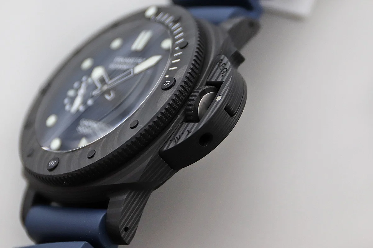 PAM1232 Submersible QuarantaQuattro Carbotech™ Blu Abisso 44mm