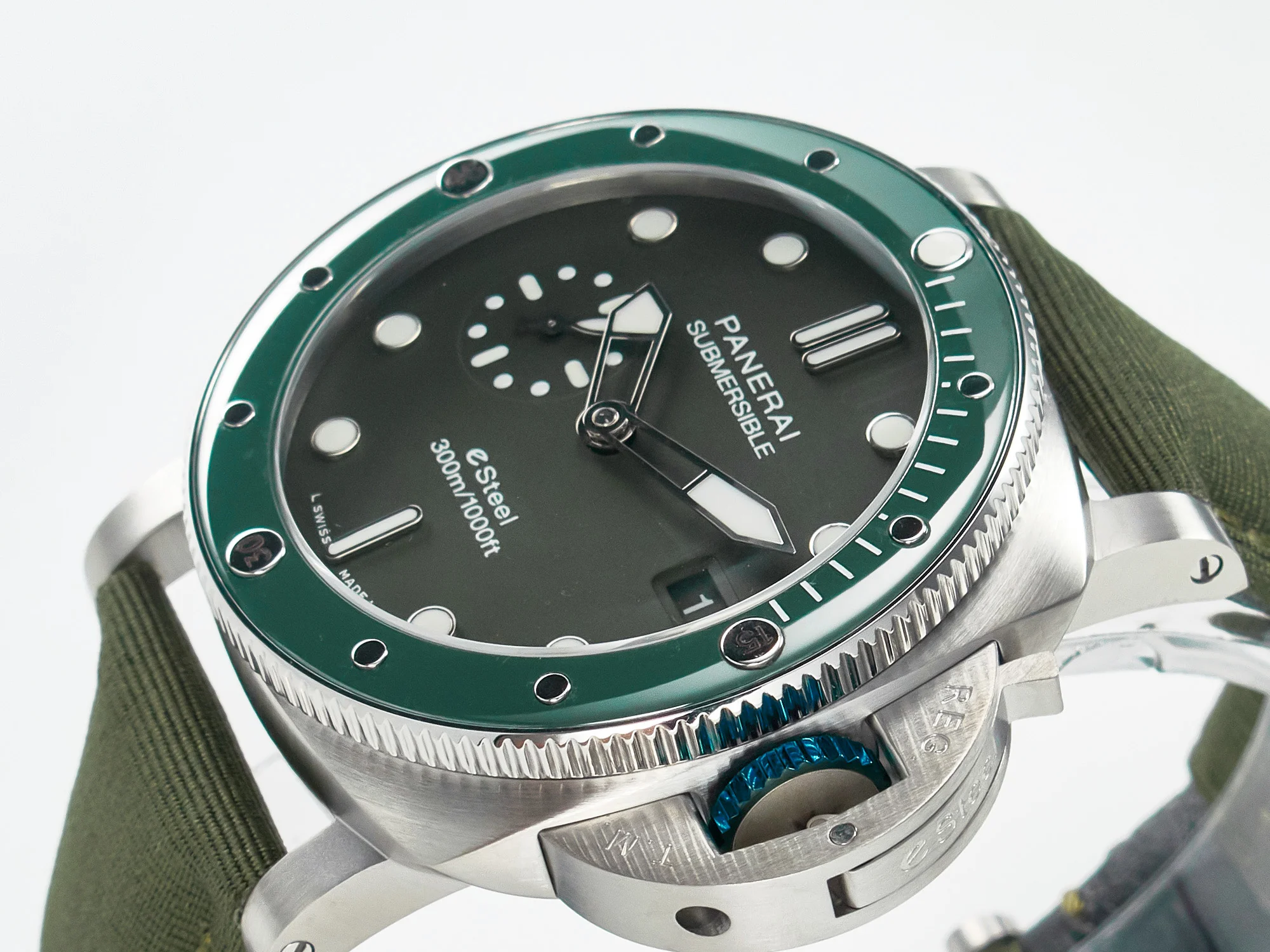PAM1287 V TTF 1:1 Best Edition Green Dial on Green Nylon Strap P900