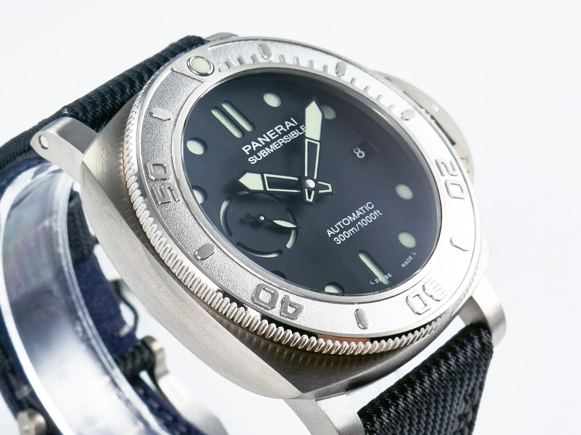 PAM984 Mike Horn Submersible VSF 1:1 Best Edition Black Dial on Black Nylon Strap P.9010 Clone