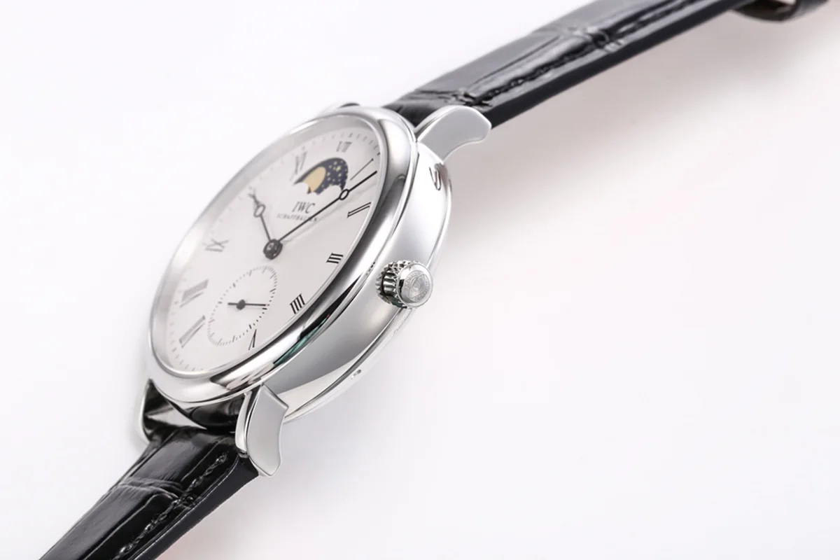 Portofino Hand Wound Moon Phrase IW554805 White Dial in Steel