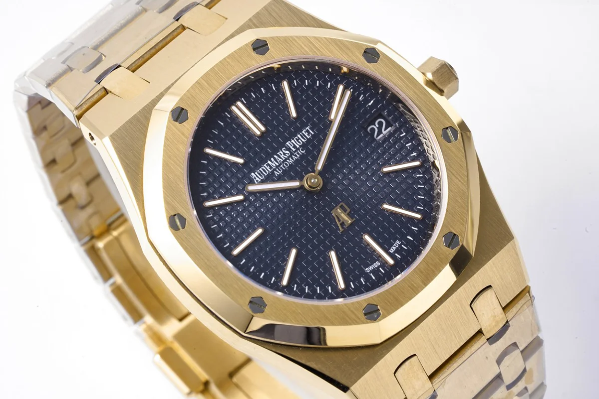 Royal Oak 15202 Blue Dial in Yellow Gold