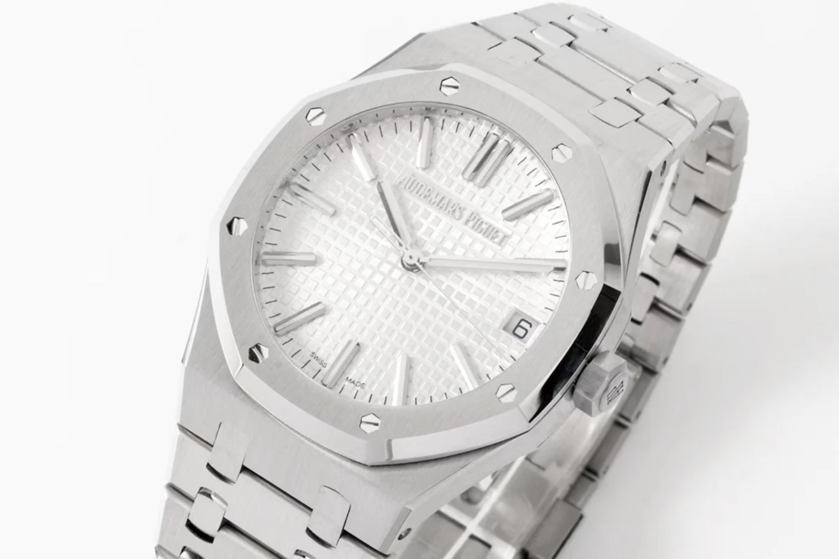 Royal Oak 15510 White Dial “50th Anniversary”