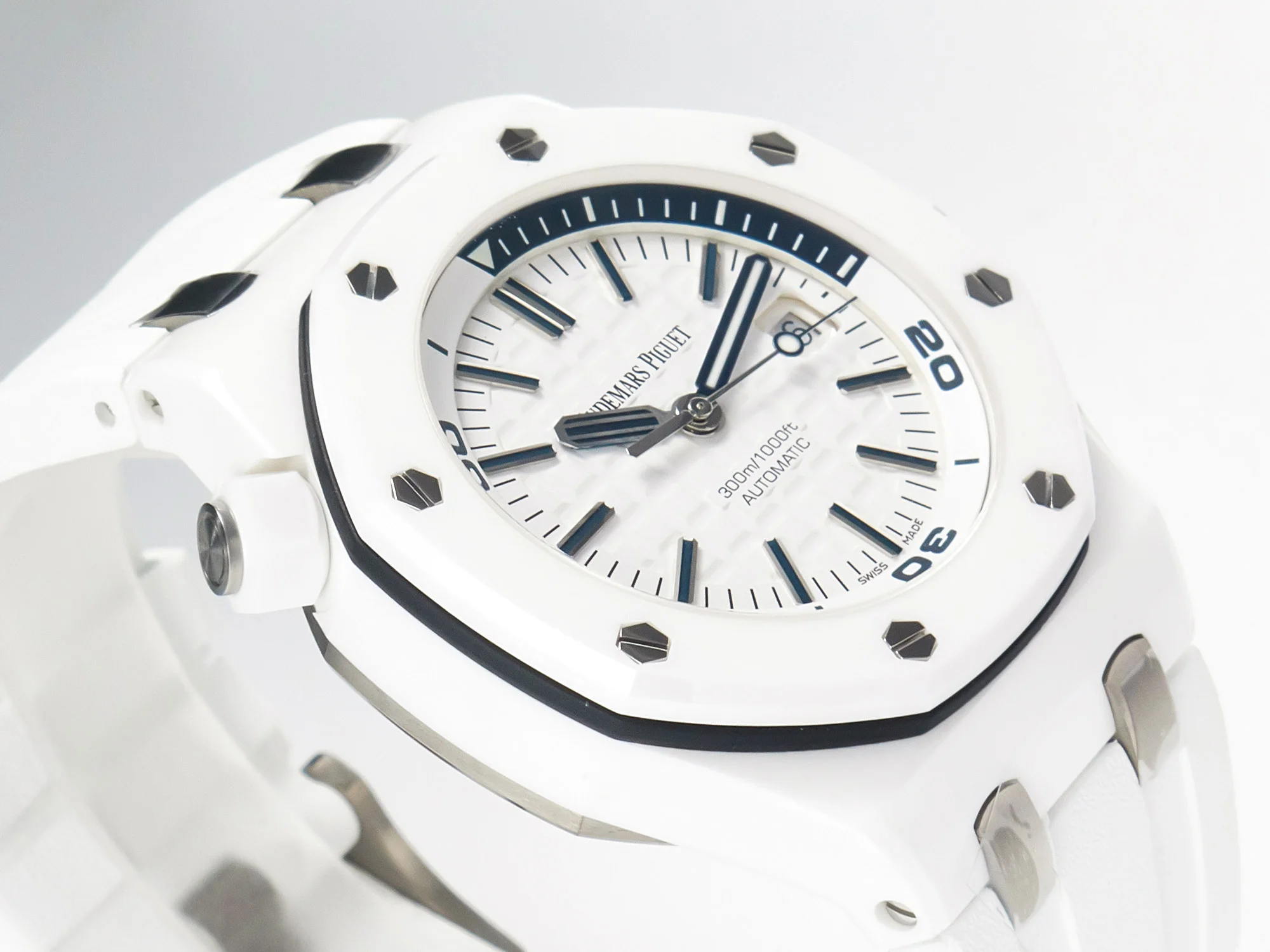 Royal Oak Offshore Diver 15707 White Ceramic ZF 1:1 Best Edition SA3120 Super Clone