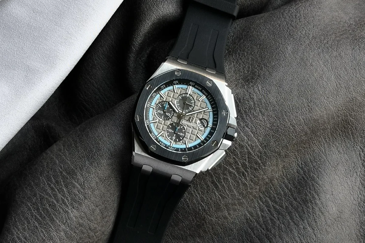 Royal Oak Offshore Novelty 44mm Grey Dial with Ceramic Bezel in Steel