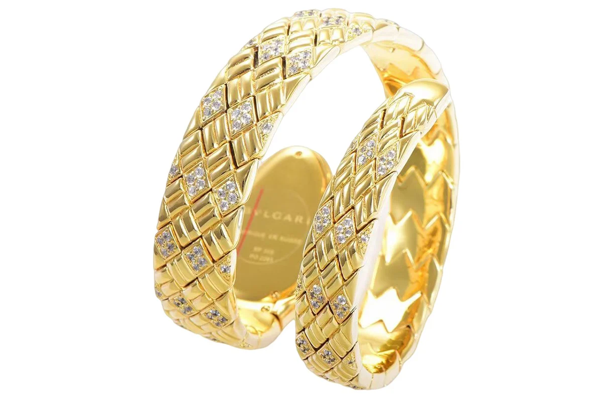 Serpenti Seduttori Watch Black Dial in Yellow Gold with Diamonds
