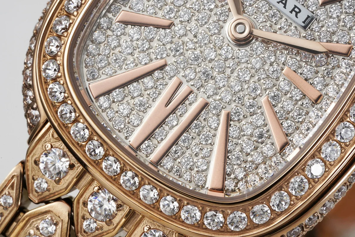 Serpenti Seduttori Watch Full Diamond Paved Dial in Yellow Gold